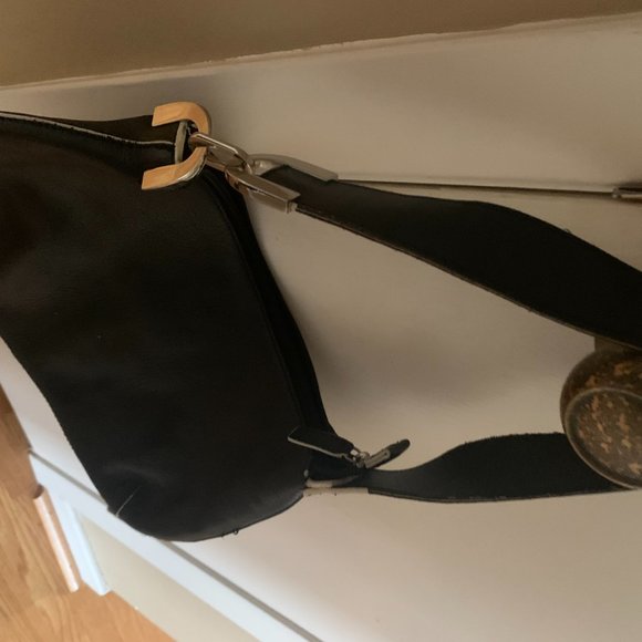 Danier Leather Hobo Bag - Picture 2 of 5